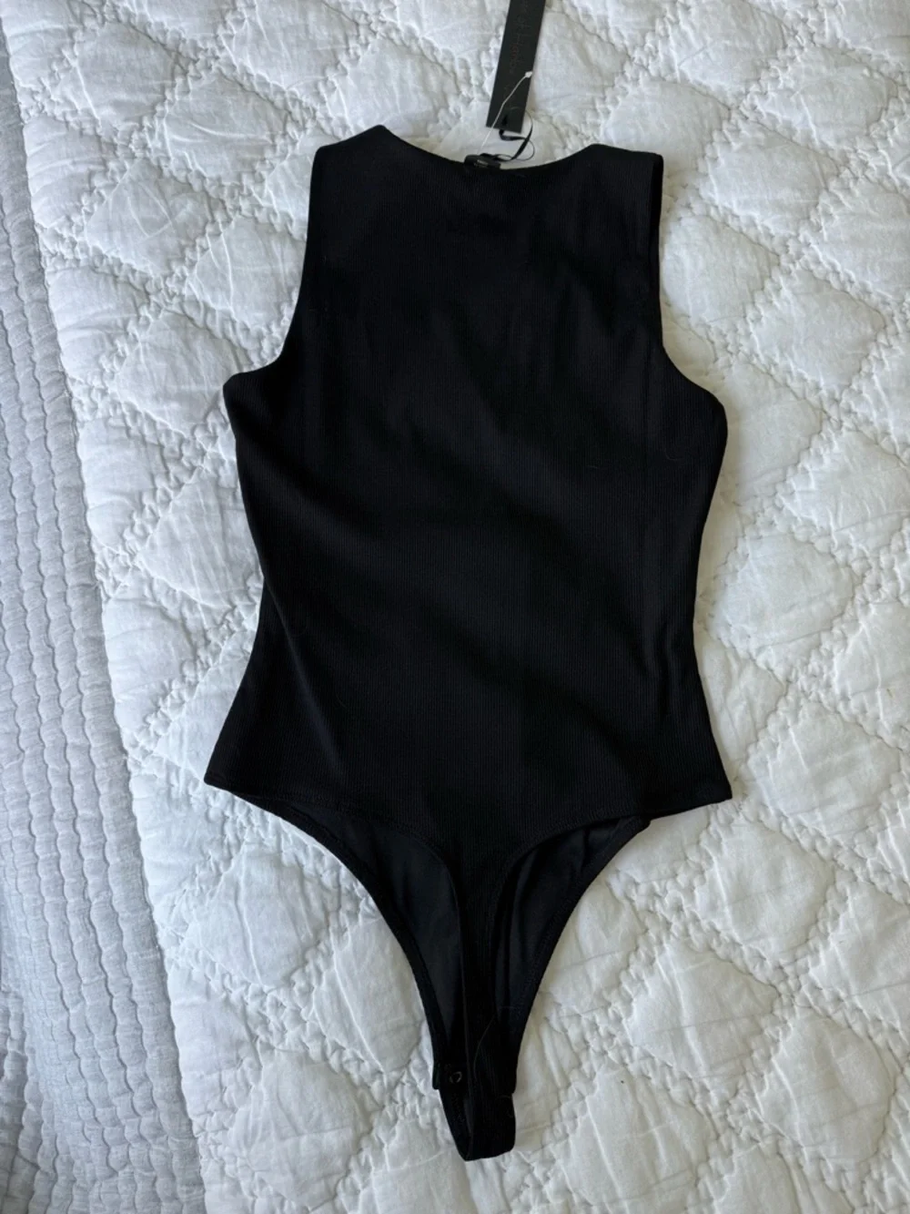House of Harlow 1960 Black Ribbed Sleeveless Bodysuit - Picture 3 of 3